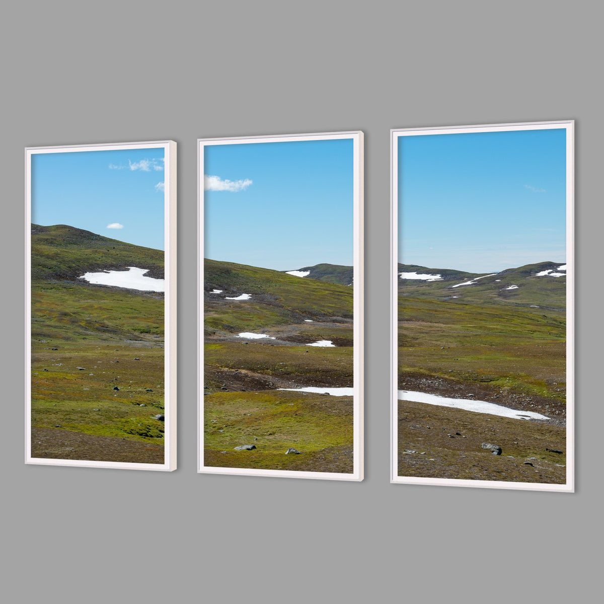 LED-Wandbild Dreiteiler hochkant mit Abstand – Berge & Fjorde