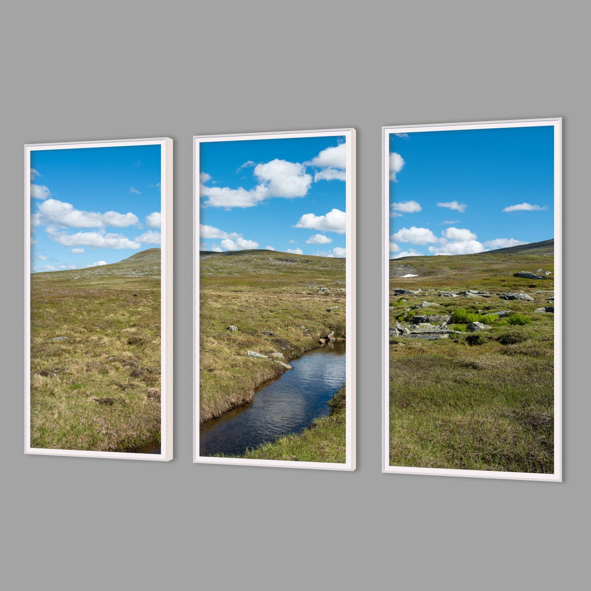 LED-Wandbild Dreiteiler hochkant mit Abstand – Berge & Fjorde