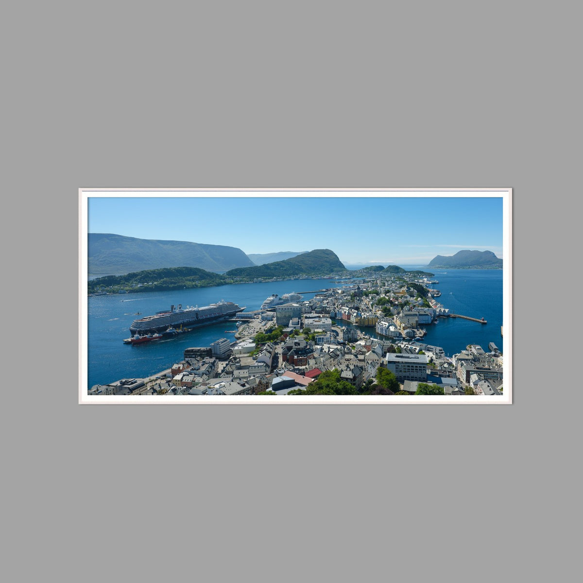 LED-Wandbild 60x120 cm quer – Berge & Fjorde