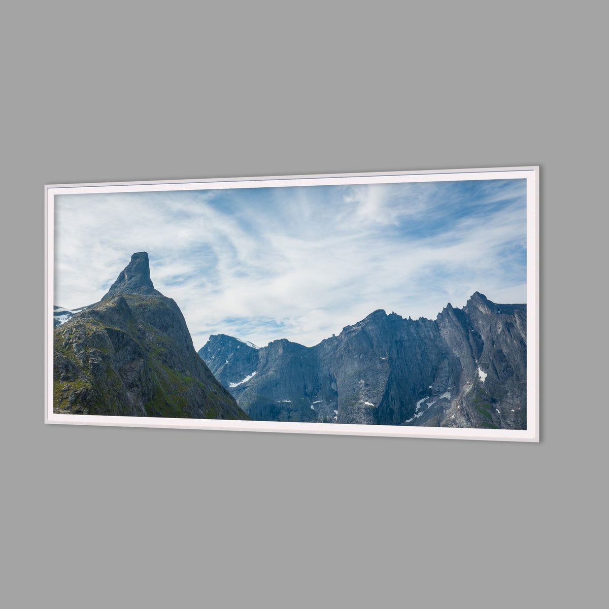 LED-Wandbild 60x120 cm quer – Berge & Fjorde