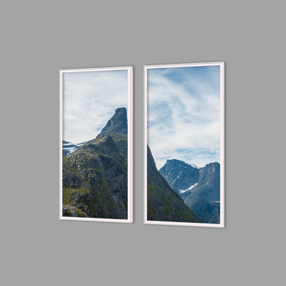 LED-Wandbild Zweiteiler hochkant mit Abstand – Berge & Fjorde