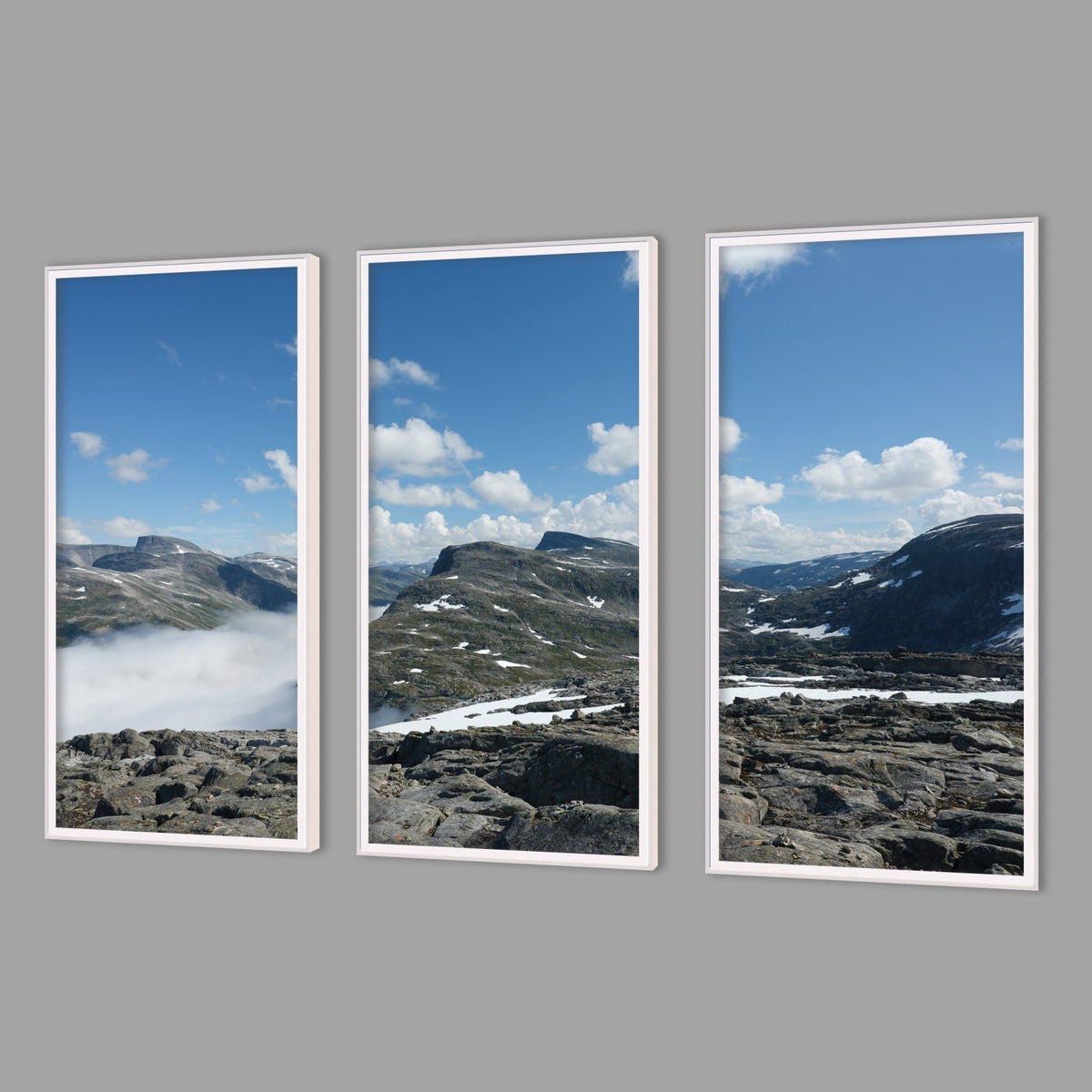 LED-Wandbild Dreiteiler hochkant mit Abstand – Berge & Fjorde