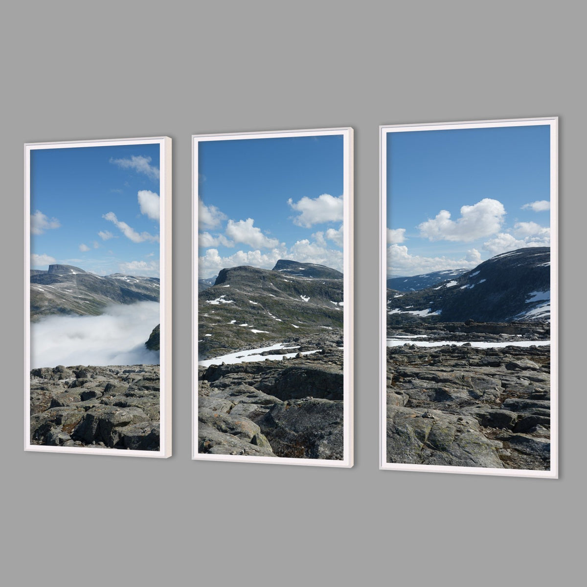 LED-Wandbild Dreiteiler hochkant mit Abstand – Berge & Fjorde
