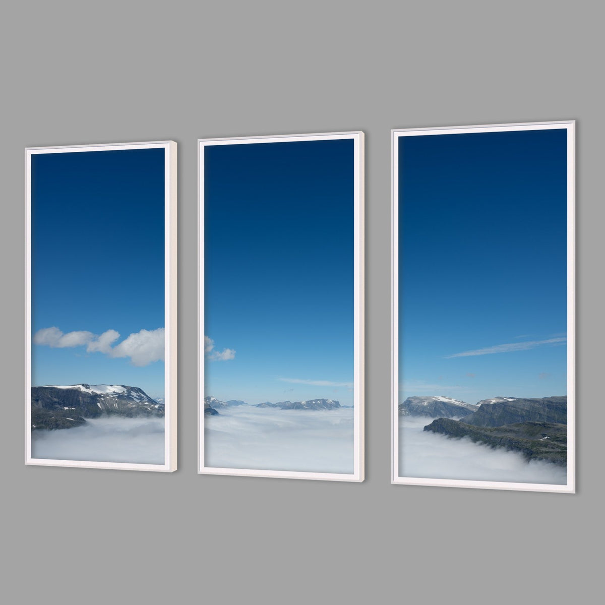 LED-Wandbild Dreiteiler hochkant mit Abstand – Berge & Fjorde