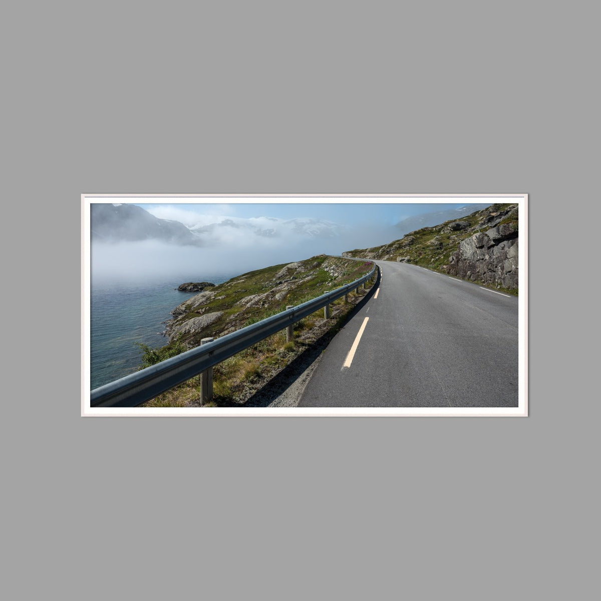 LED-Wandbild 60x120 cm quer – Berge & Fjorde