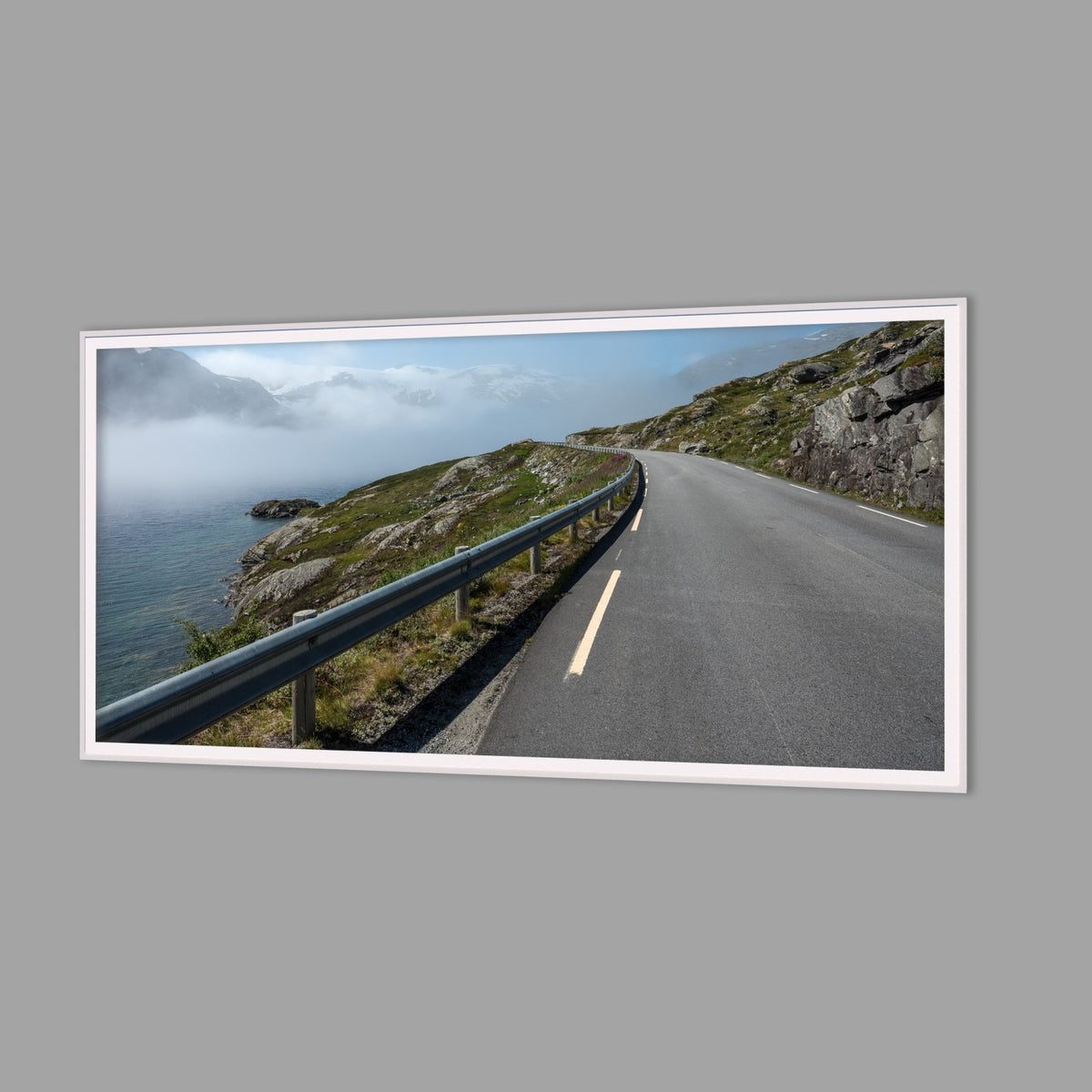 LED-Wandbild 60x120 cm quer – Berge & Fjorde