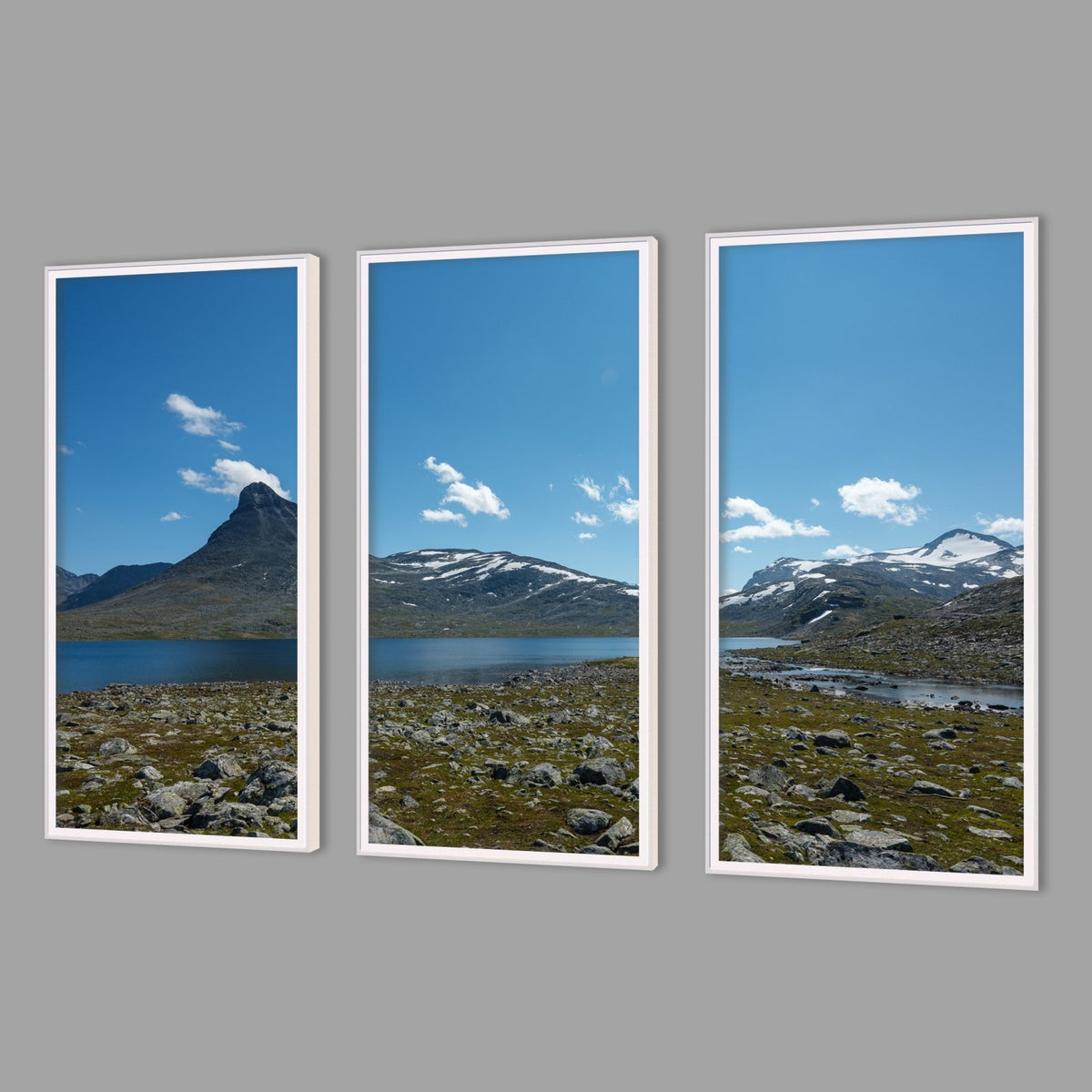 LED-Wandbild Dreiteiler hochkant mit Abstand – Berge & Fjorde