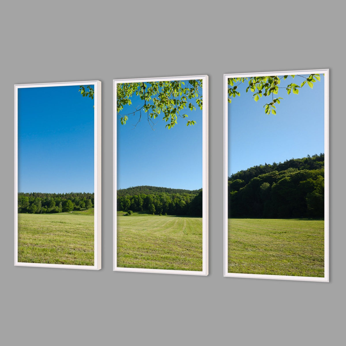 LED-Wandbild Dreiteiler hochkant mit Abstand – Felder & Wiesen