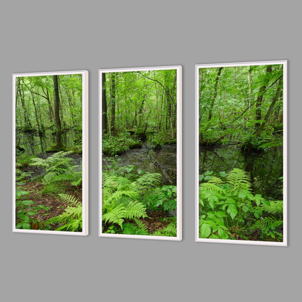 LED-Wandbild Dreiteiler hochkant mit Abstand – Wald